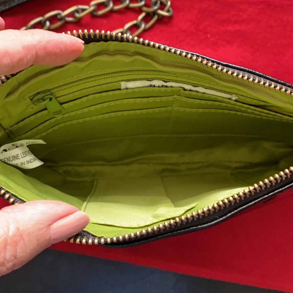 Handbag - Picture 4 of 6